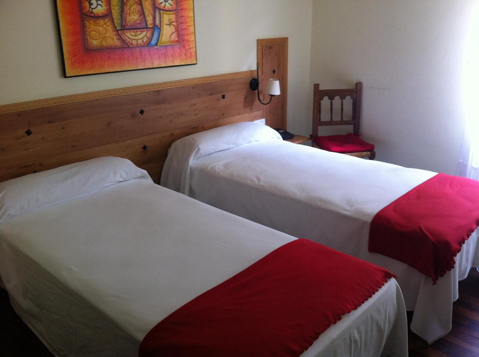 Hotel Bolina Guernica y Luno Habitación foto