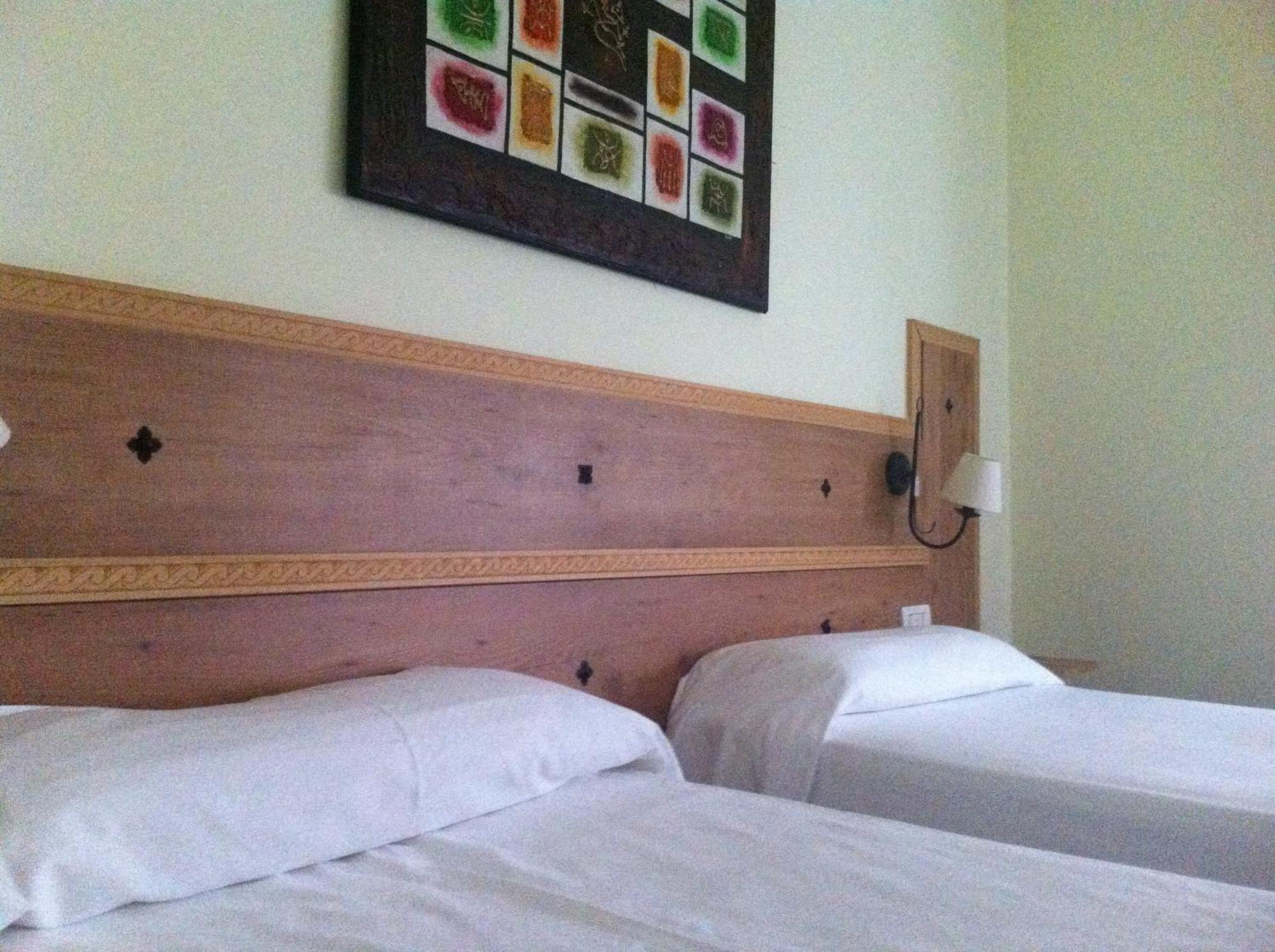 Hotel Bolina Guernica y Luno Habitación foto