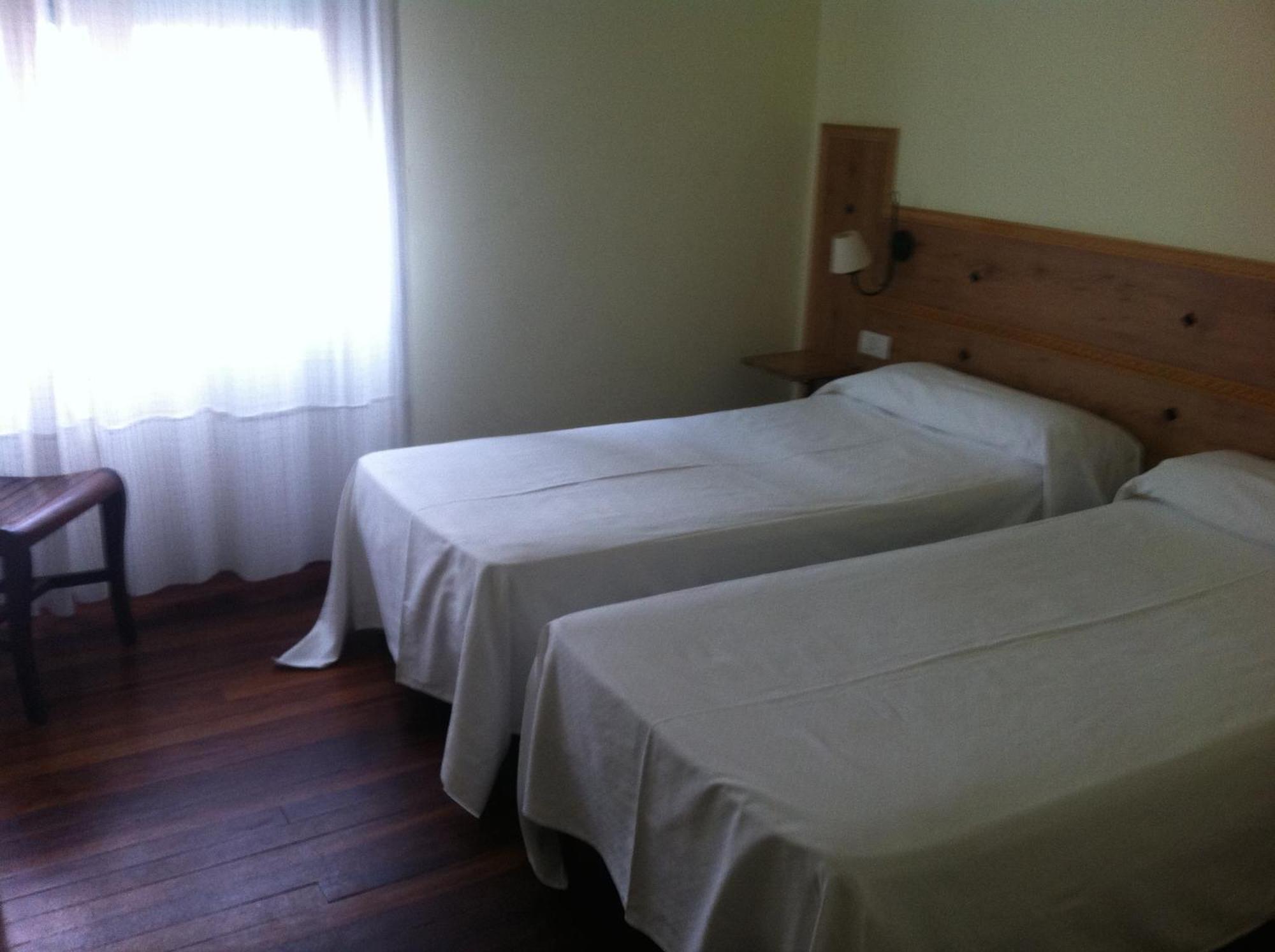 Hotel Bolina Guernica y Luno Habitación foto